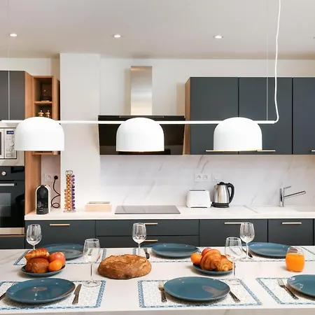De Gambetta Apartment *